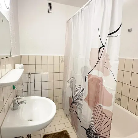 Monteurwohnung in Duisburg *